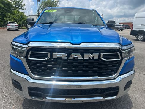 Used 2025 RAM 1500 Big Horn AWD/4WD image 2