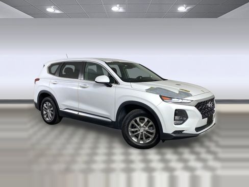 Used 2019 Hyundai Santa Fe SE image 6