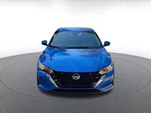 Used 2024 Nissan Sentra SV image 4