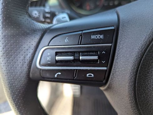 Used 2020 Kia Stinger GT1 image 24