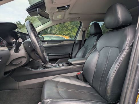 Used 2022 Kia K5 EX image 14