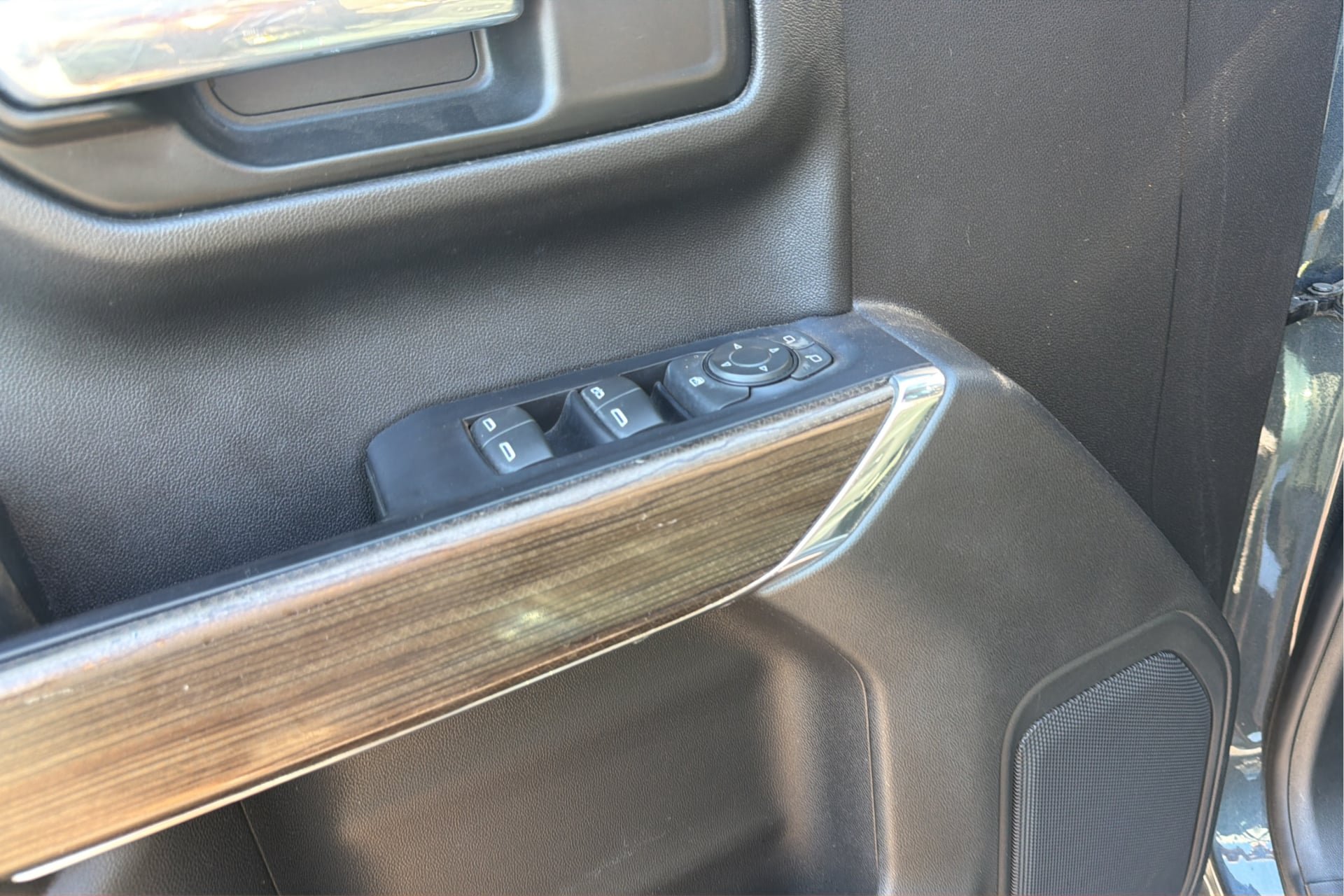 Used 2020 Chevrolet Silverado 1500 RST w/ All-Star Edition AWD/4WD image 19