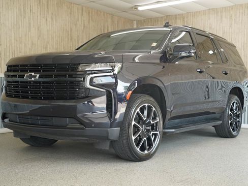 Used 2024 Chevrolet Tahoe RST w/ Luxury Package AWD/4WD image 4