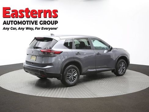 Used 2024 Nissan Rogue S AWD/4WD image 42