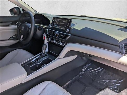 Used 2019 Honda Accord EX image 29