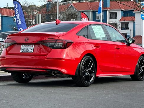 Used 2025 Honda Civic Sport image 3
