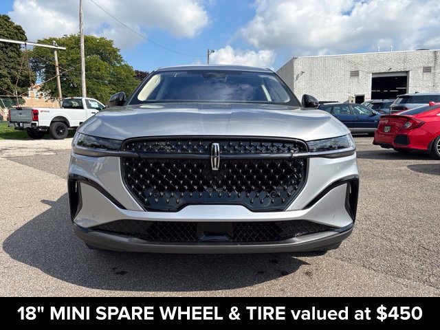 New 2026 Lincoln Nautilus Premier w/ Jet Appearance Package AWD/4WD image 4