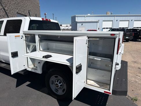 Used 2017 Chevrolet Silverado 2500 W/T RWD image 9