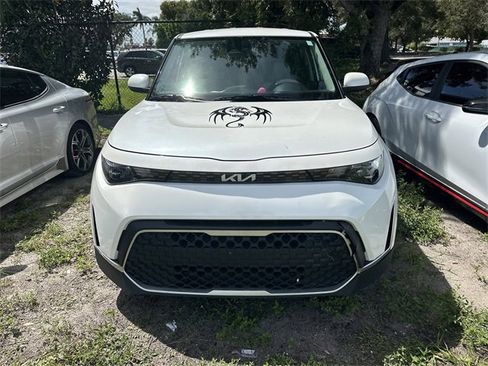 Certified 2023 Kia Soul LX w/ Option Group 015 image 2