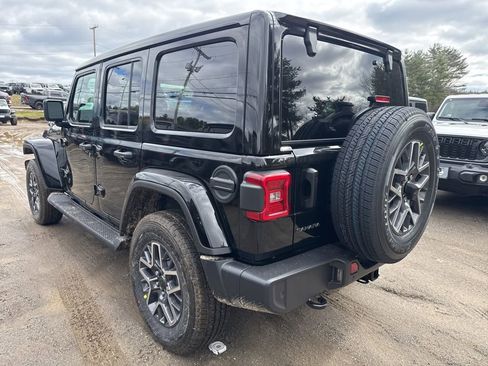 New 2026 Jeep Wrangler Sahara image 3