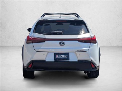 Used 2019 Lexus UX 200 w/ Premium Package image 6