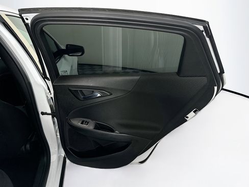 Used 2020 Chevrolet Malibu LT image 27