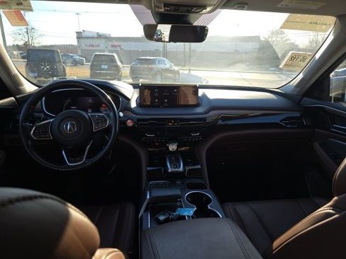 Used 2023 Acura MDX SH-AWD w/ Technology Package image 14