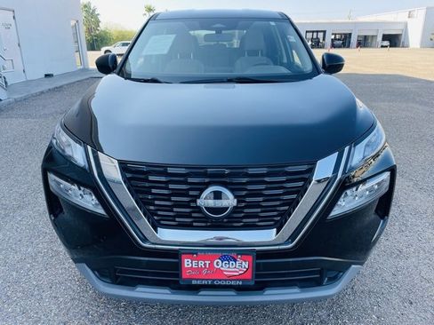 Certified 2023 Nissan Rogue SV image 2