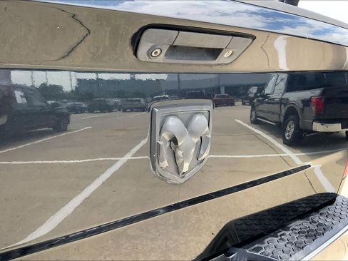 Used 2015 RAM 1500 Lone Star AWD/4WD image 29