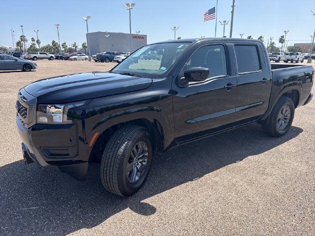 Used 2025 Nissan Frontier SV RWD image 3