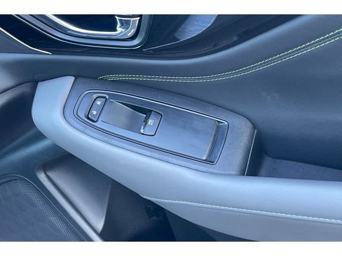 Used 2025 Subaru Outback Onyx Edition image 21