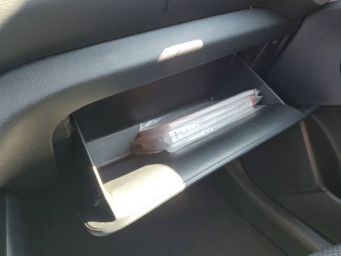 Used 2025 Kia Soul LX w/ LX Technology Package image 29