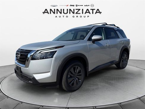 New 2025 Nissan Pathfinder SV image 1