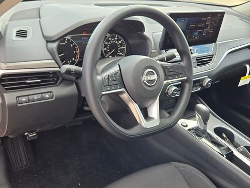 New 2026 Nissan Altima 2.5 SV w/ SV Special Edition Package FWD image 18