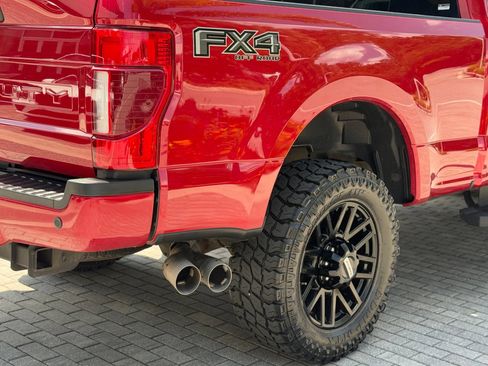 Used 2022 Ford F350 Lariat w/ Black Appearance Package AWD/4WD image 19