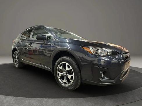 Used 2018 Subaru Crosstrek 2.0i Premium AWD/4WD image 2