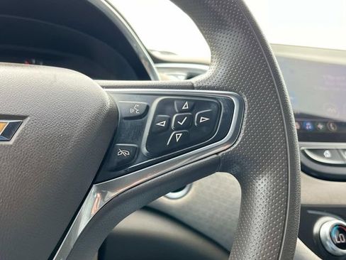 Used 2020 Chevrolet Malibu LT FWD image 29