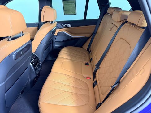 Certified 2025 BMW X5 M60i w/ Climate Comfort Package AWD/4WD image 23