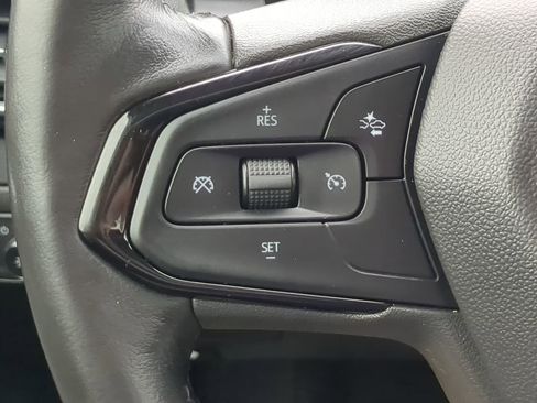 Used 2023 Chevrolet Bolt EUV LT w/ Convenience Package image 23