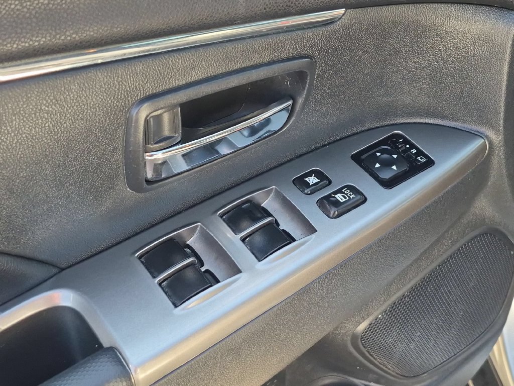 Used 2025 Mitsubishi Outlander Sport SE AWD/4WD image 13