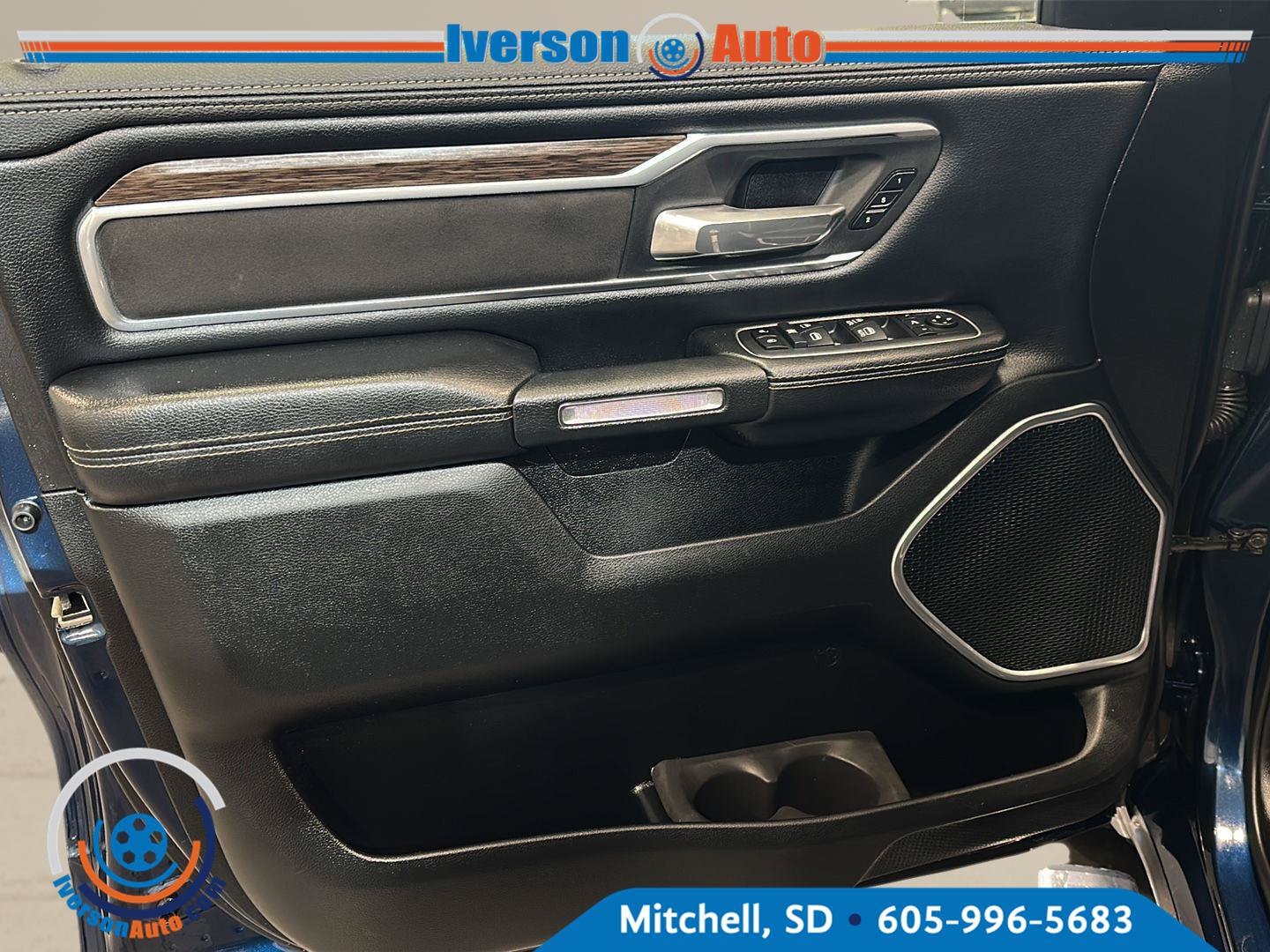 Used 2020 RAM 1500 Laramie AWD/4WD image 13