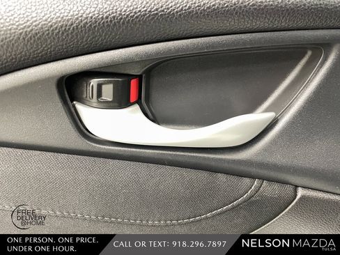 Used 2016 Honda Civic EX-T image 18