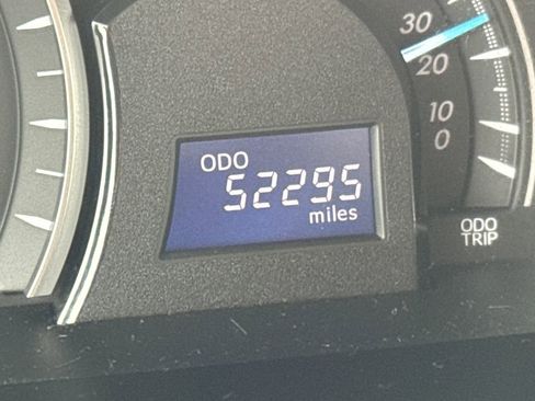 Used 2012 Toyota Camry LE image 16