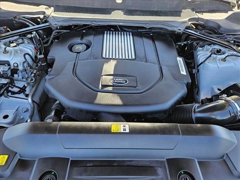 Used 2021 Land Rover Range Rover HSE image 24