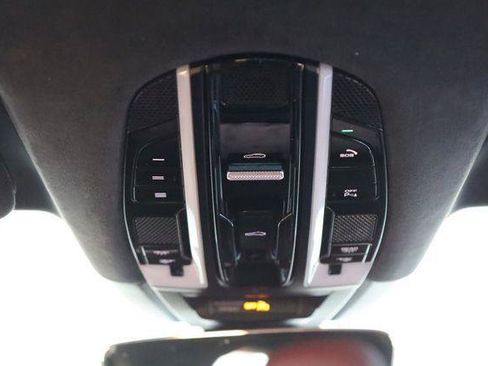Used 2021 Porsche Cayenne Turbo w/ Premium Package Plus AWD/4WD image 34