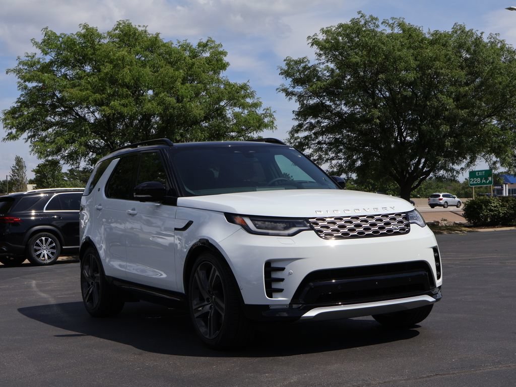 New 2026 Land Rover Discovery Limited Edition AWD/4WD image 3