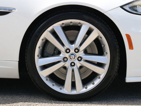 Used 2014 Jaguar XKR R image 16