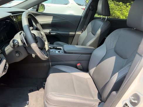 Used 2024 Lexus RX 350 Premium w/ Convenience Package AWD/4WD image 4
