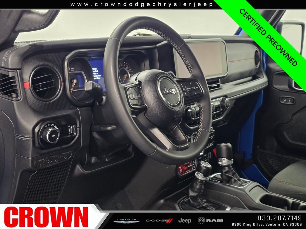 Certified 2025 Jeep Wrangler Unlimited Rubicon AWD/4WD image 24