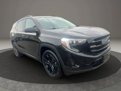 Used 2021 GMC Terrain SLT w/ Infotainment Package II AWD/4WD image 3