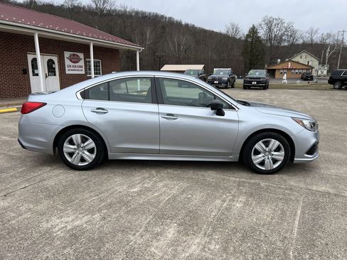 Used 2019 Subaru Legacy 2.5i image 1