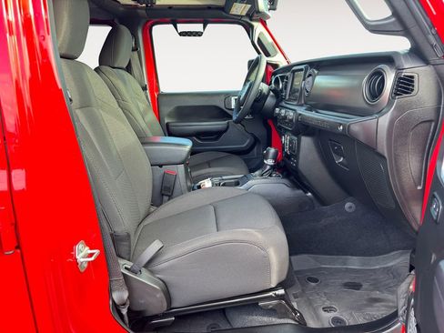 Used 2023 Jeep Wrangler Unlimited image 10