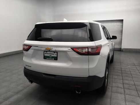 Used 2018 Chevrolet Traverse LS FWD image 9