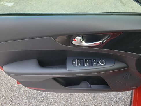 Used 2020 Kia Forte GT-Line w/ GT-Line Premium Package FWD image 19