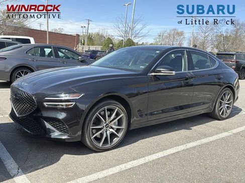 Used 2025 Genesis G70 2.5T image 1