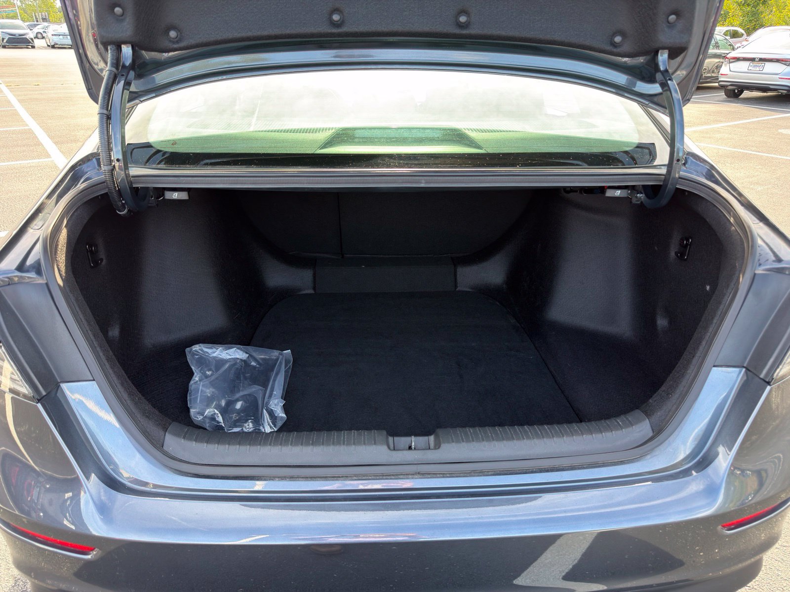 Used 2024 Honda Accord EX image 29