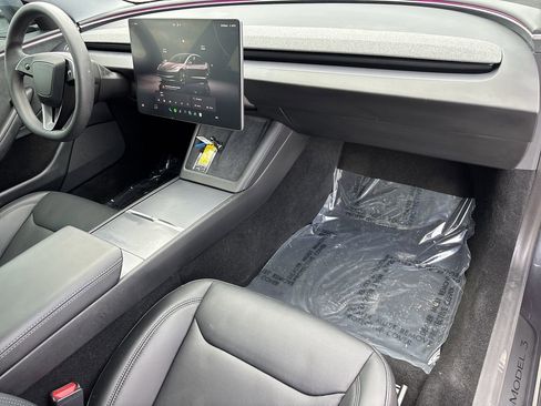 Used 2025 Tesla Model 3 Long Range AWD/4WD image 11