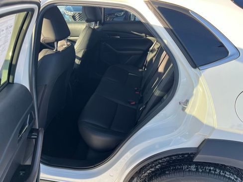 Used 2023 MAZDA CX-30 AWD 2.5 S w/ Premium Package image 12