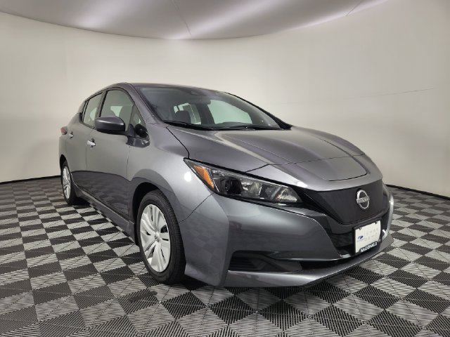 Used 2025 Nissan Leaf S FWD image 7