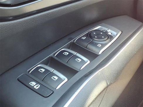 Used 2023 Kia Sorento LX image 20